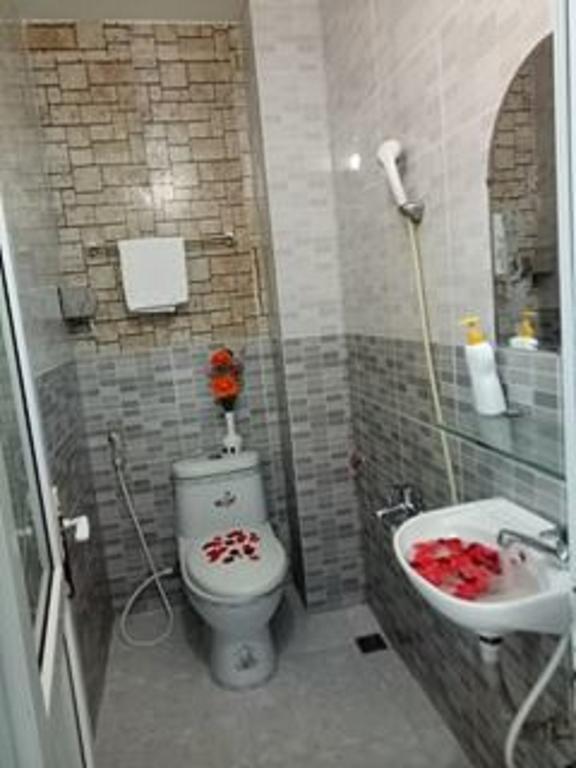 Yen Vy Hotel Quy Nhon Exteriör bild