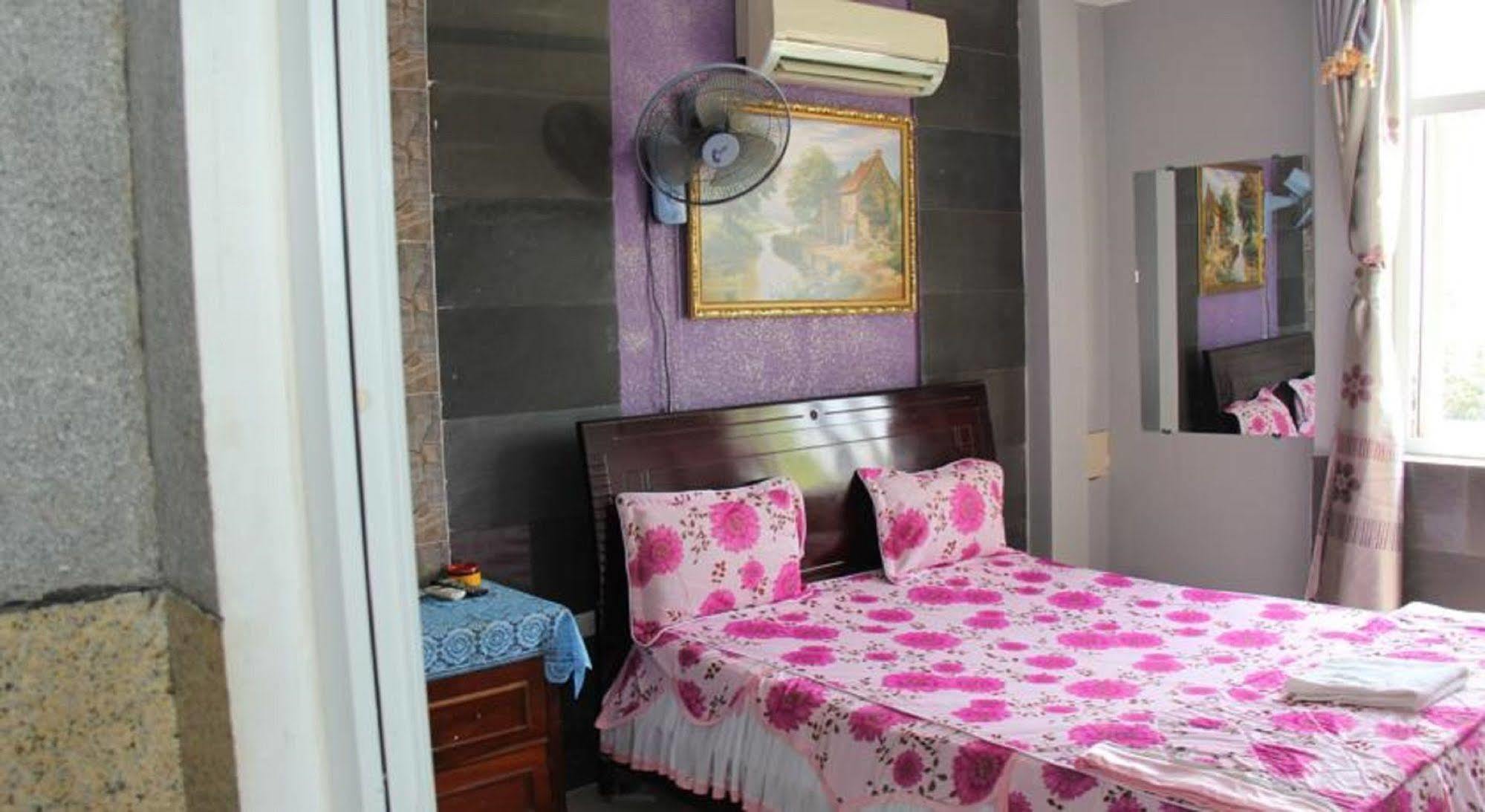Yen Vy Hotel Quy Nhon Exteriör bild