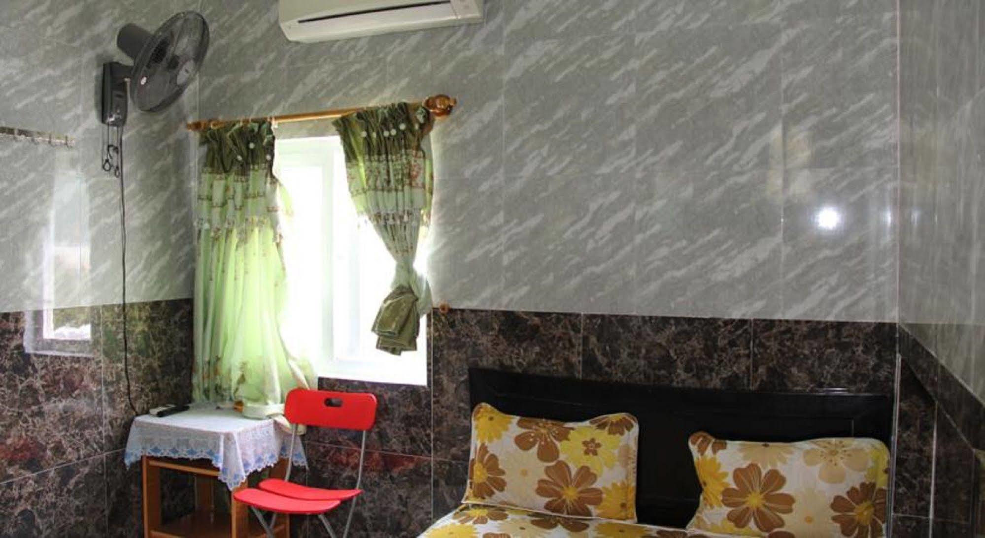 Yen Vy Hotel Quy Nhon Exteriör bild